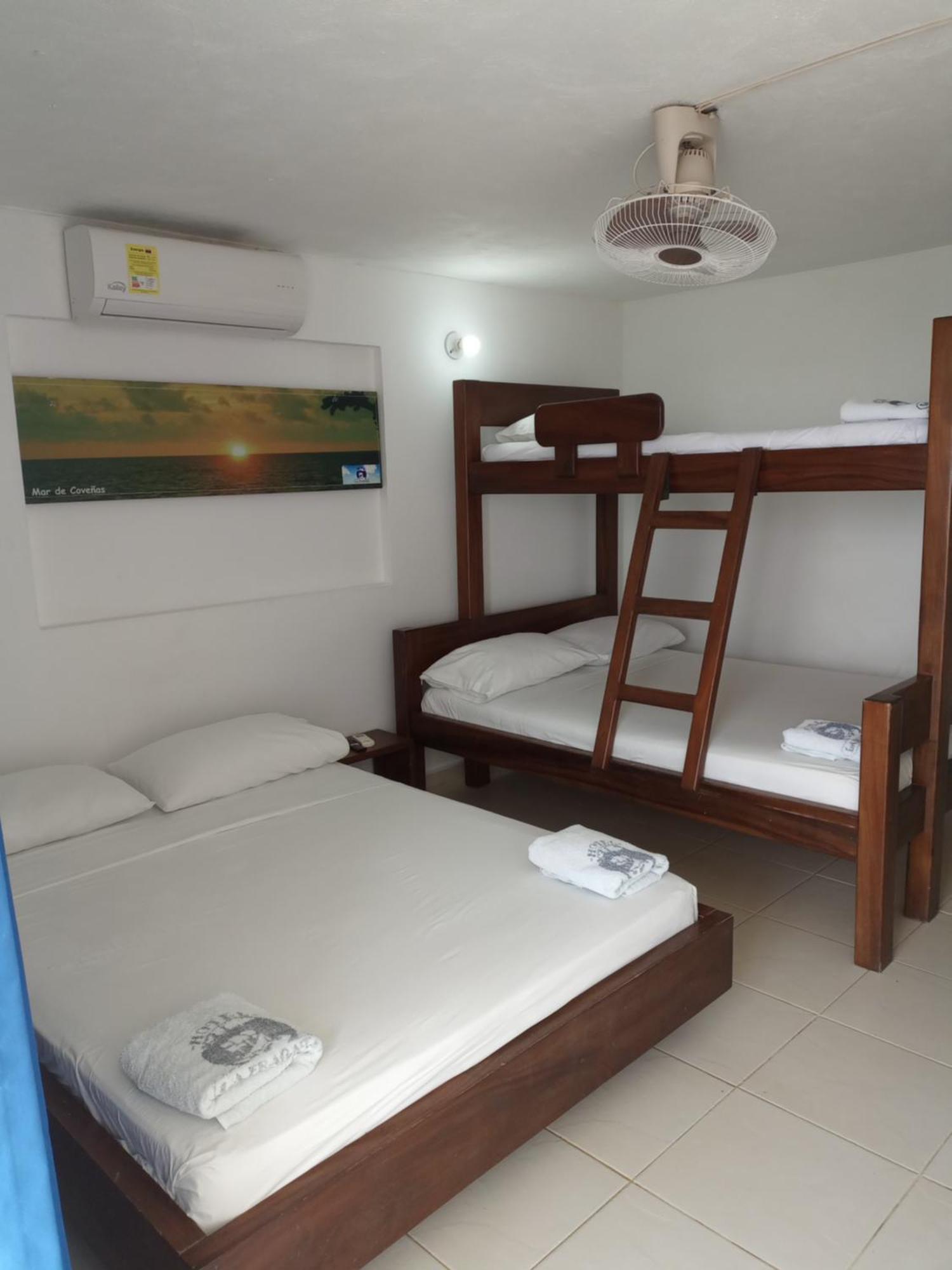 Hotel La Fragata Coveñas Esterno foto