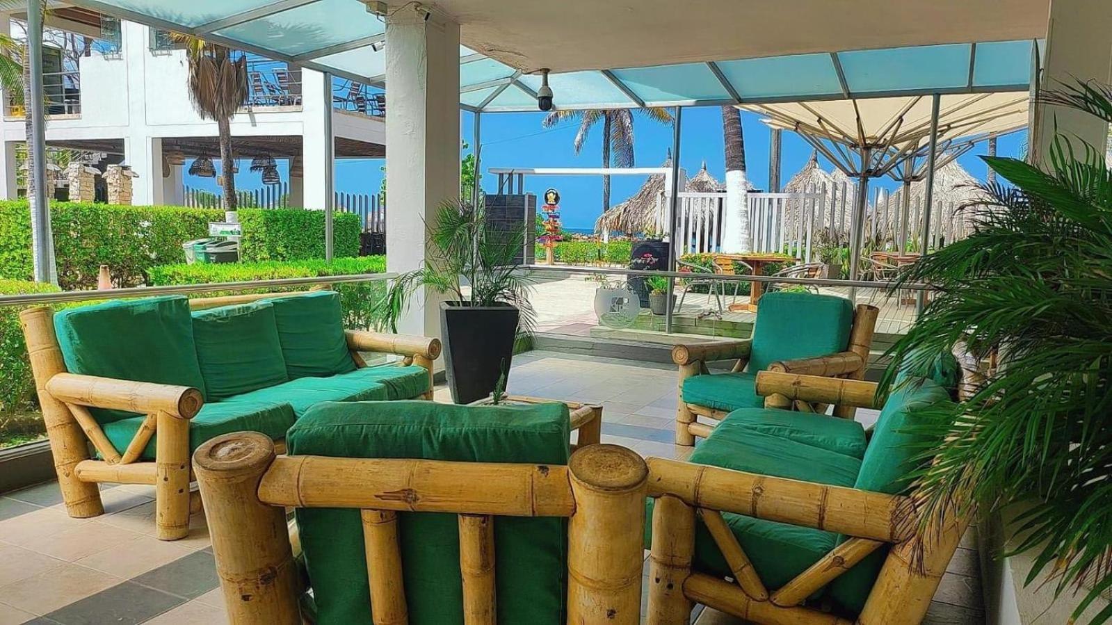 Hotel La Fragata Coveñas Esterno foto