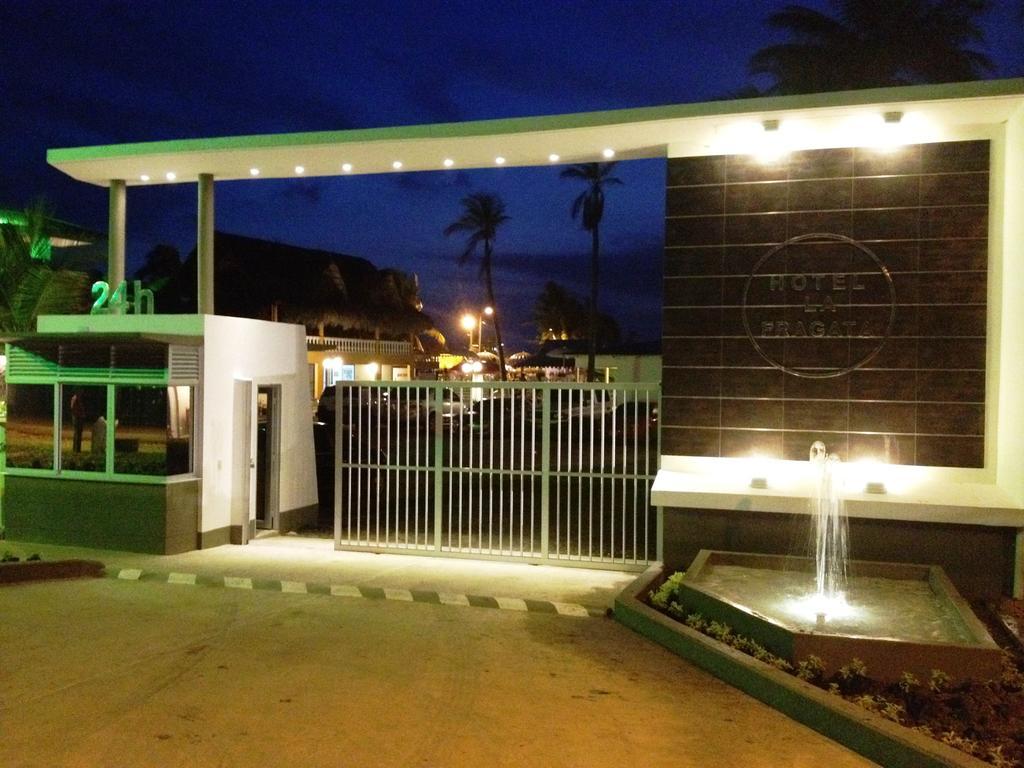 Hotel La Fragata Coveñas Esterno foto